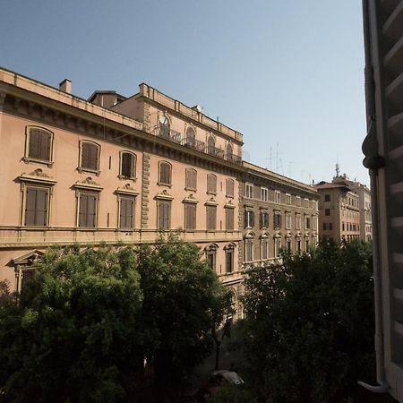 Vantaggio Suites Rome Exterior photo