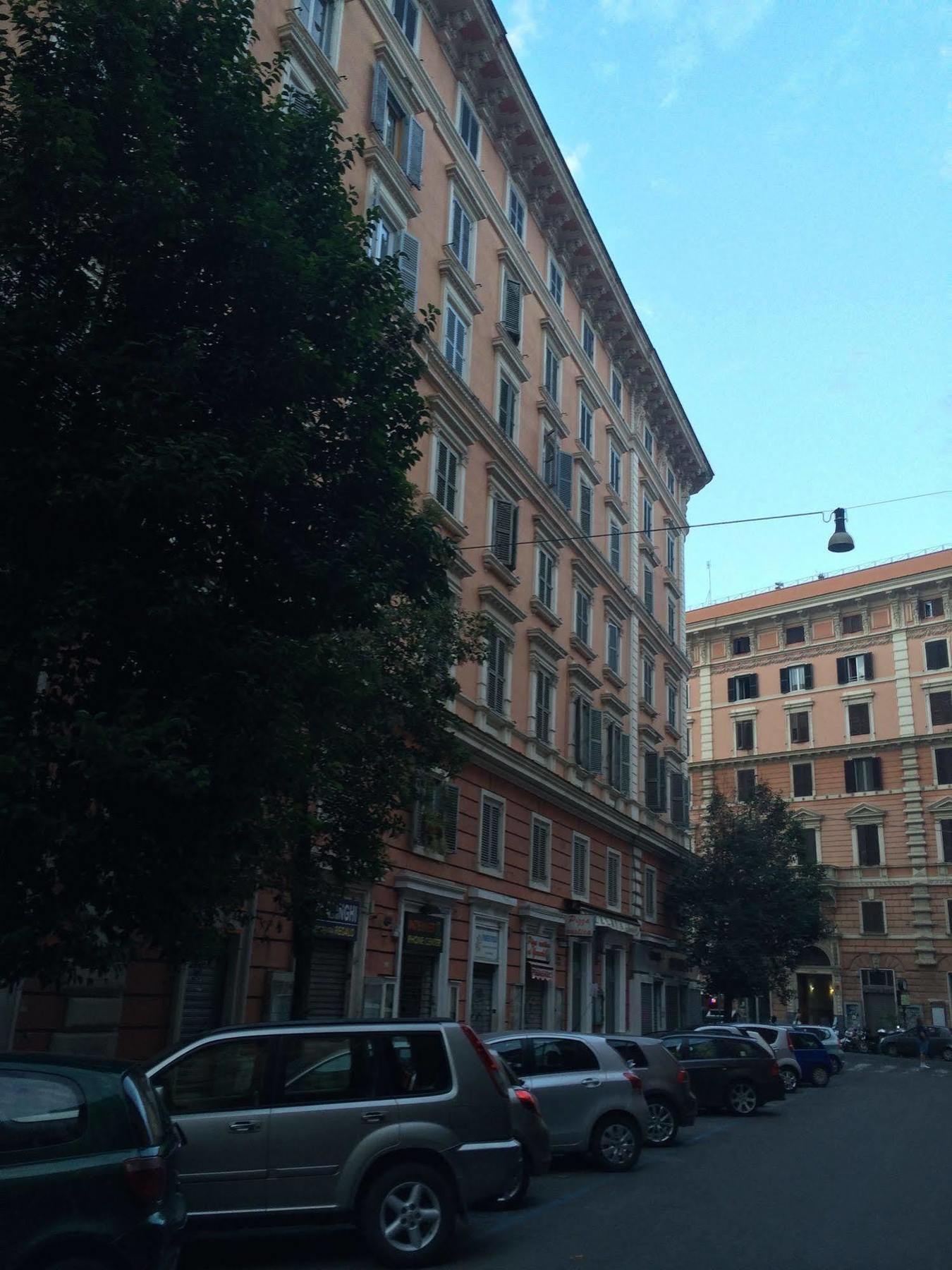 Vantaggio Suites Rome Exterior photo