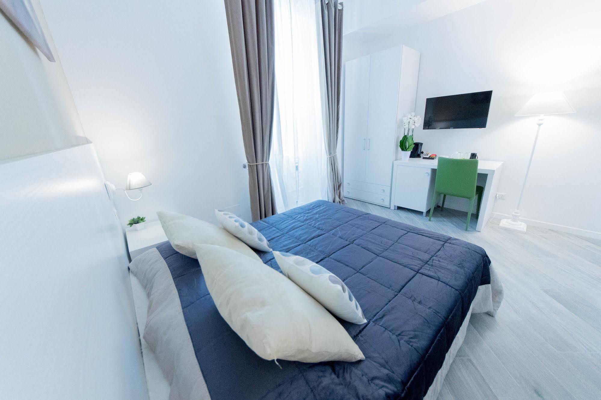 Vantaggio Suites Rome Exterior photo